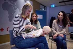 Basic Life Support incl. AED for Babies, Children and Adults Course (in class)